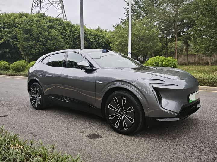 Фото 3 - Avatr 07