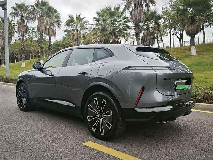 Фото 9 - Avatr 07