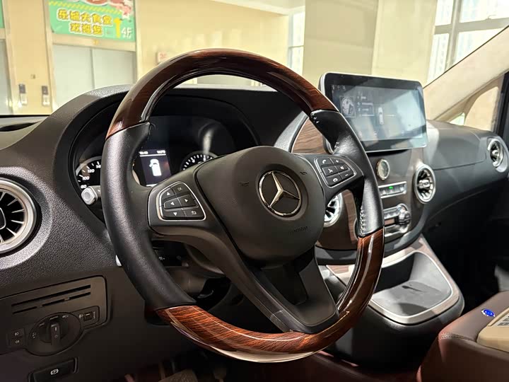 Фото 10 - Mercedes-Benz Vito