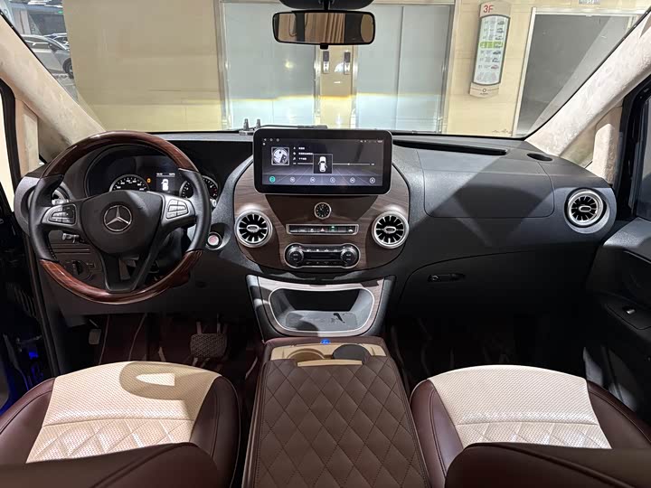 Фото 11 - Mercedes-Benz Vito