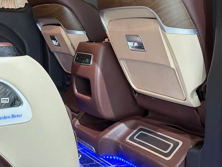 Фото 19 - Mercedes-Benz Vito