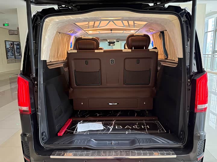 Фото 25 - Mercedes-Benz Vito