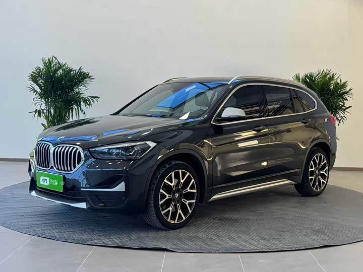 Фото 1 - BMW X1