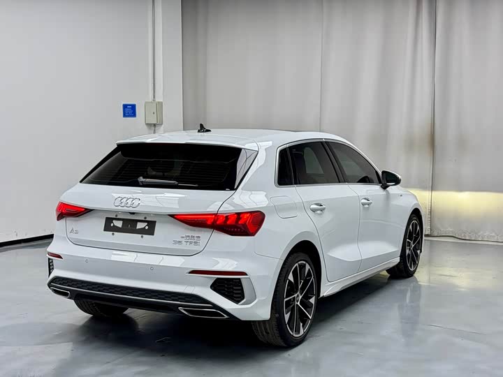 Фото 17 - Audi A3