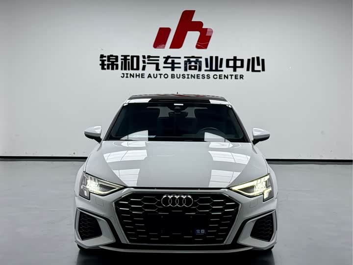 Фото 2 - Audi A3