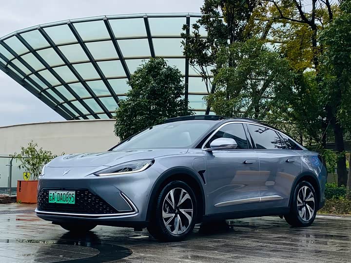 Фото 1 - BAIC Arcfox Alpha S