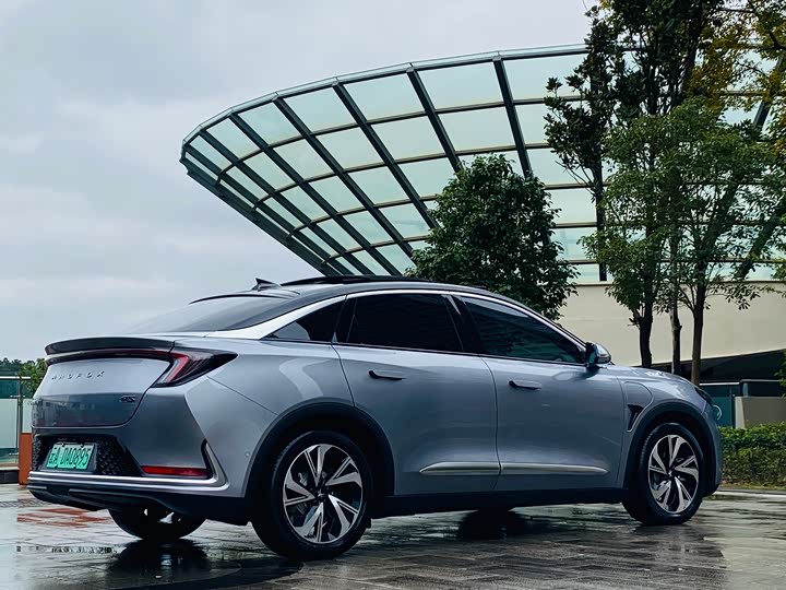 Фото 28 - BAIC Arcfox Alpha S