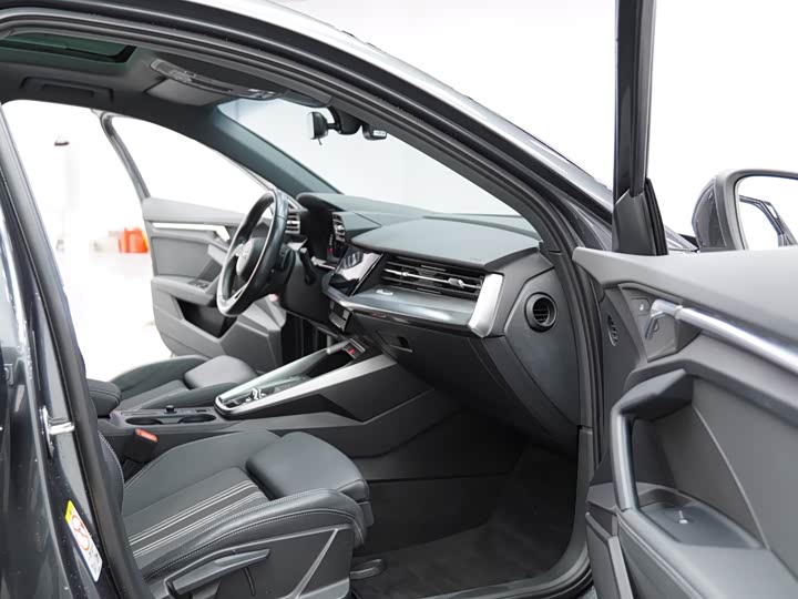 Фото 21 - Audi A3