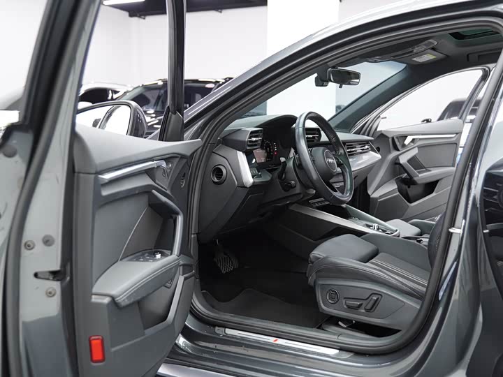 Фото 9 - Audi A3