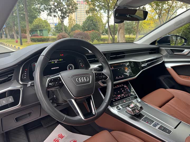 Фото 7 - Audi A7