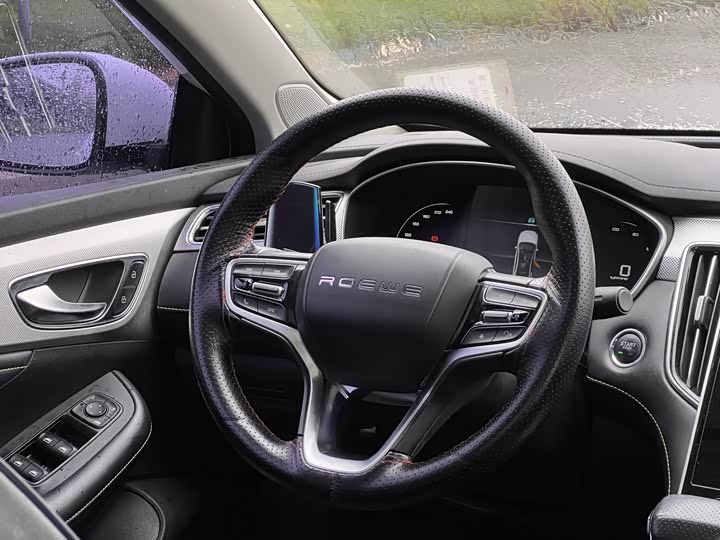 Фото 11 - Roewe i6 Max EV