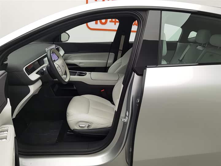 Фото 10 - XPeng G6