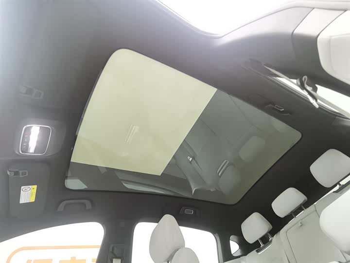 Фото 14 - XPeng G6