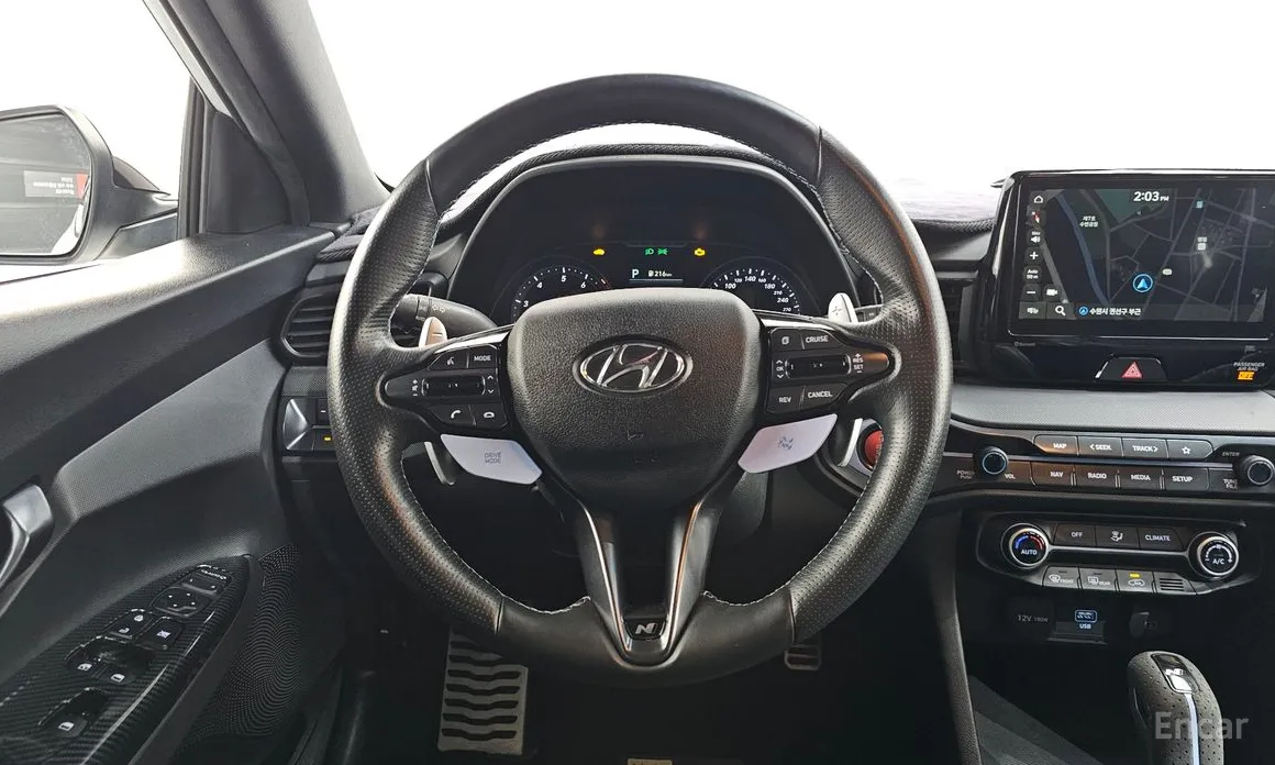 Фото 13 - Hyundai Veloster