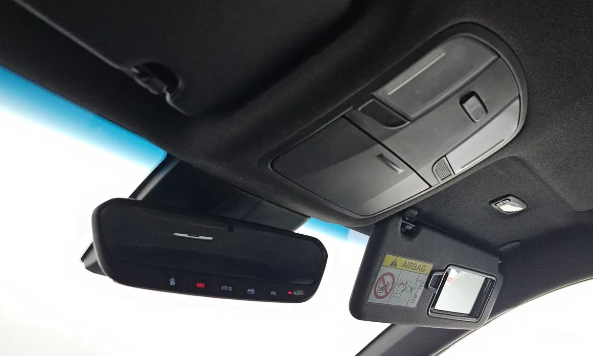 Фото 19 - Hyundai Veloster