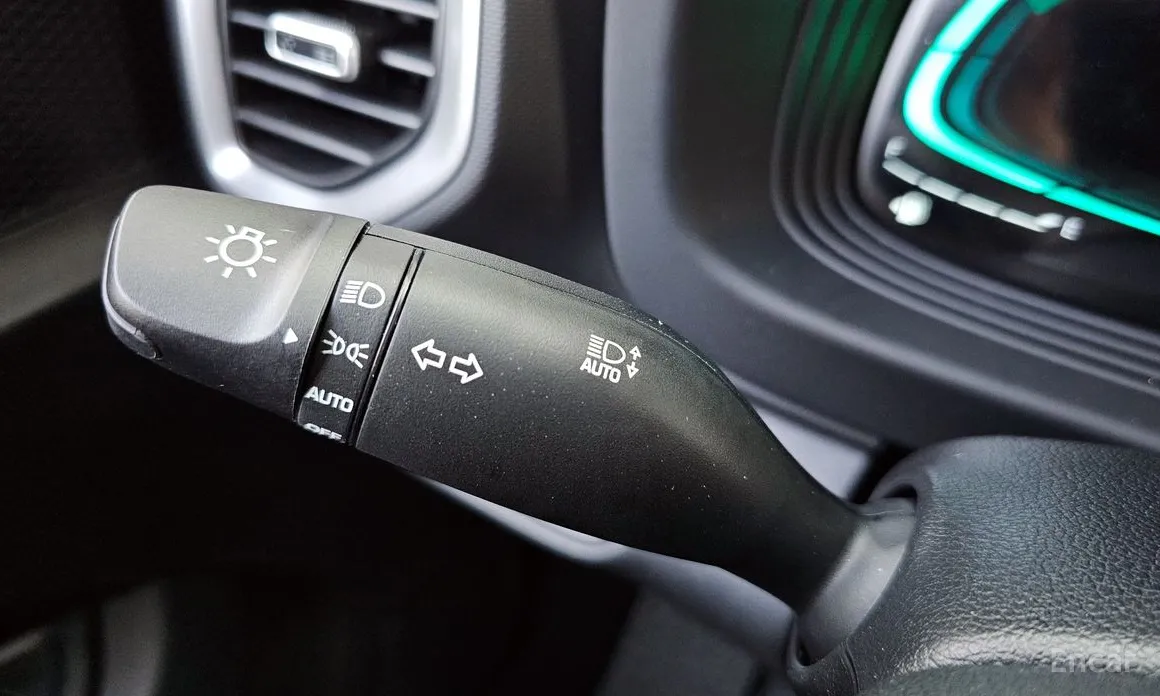 Фото 18 - Hyundai Venue