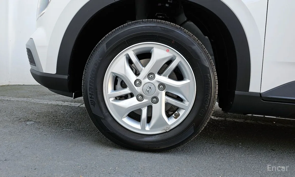 Фото 5 - Hyundai Venue