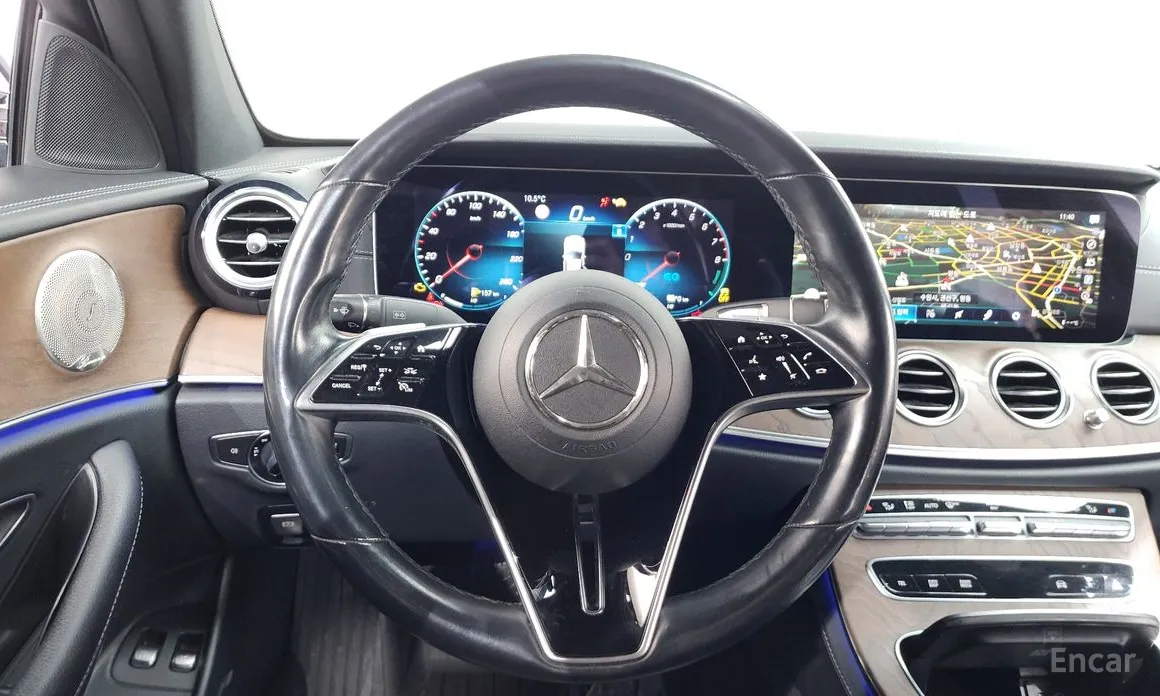 Mercedes-Benz E-Class 2016 E300e 4MATIC Exclusive