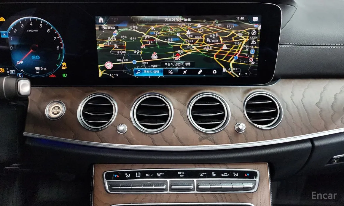 Mercedes-Benz E-Class 2016 E300e 4MATIC Exclusive