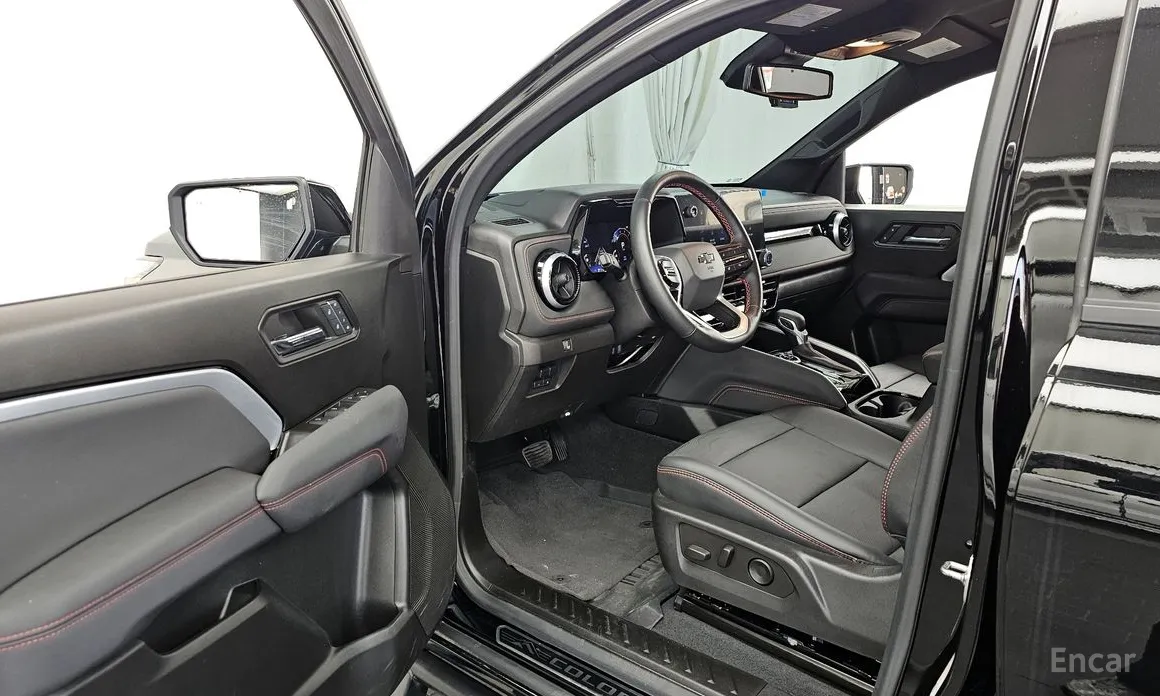 Фото 10 - Chevrolet Colorado