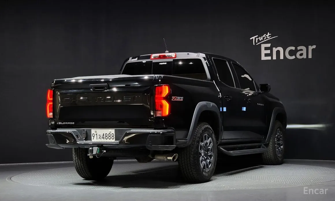 Фото 2 - Chevrolet Colorado