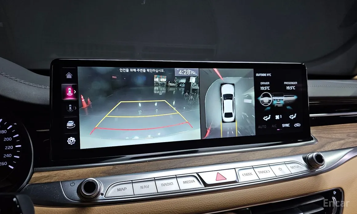 Фото 16 - Kia K9