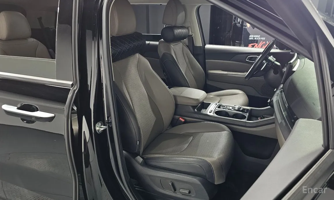 Фото 10 - Kia Carnival