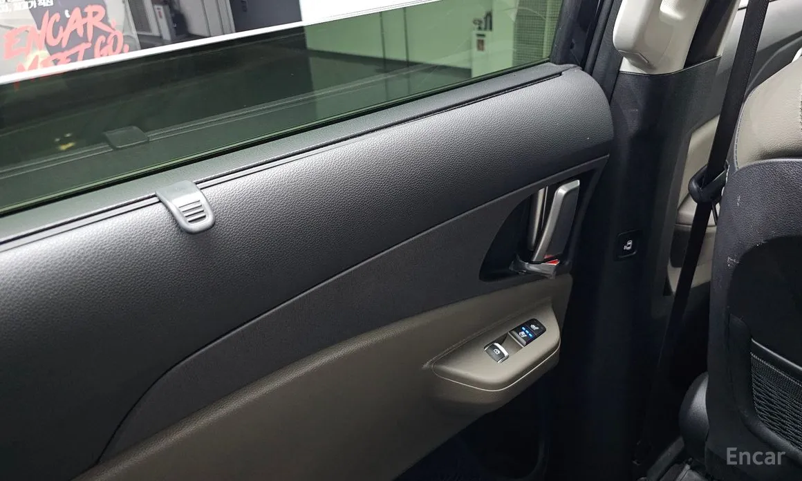 Фото 18 - Kia Carnival