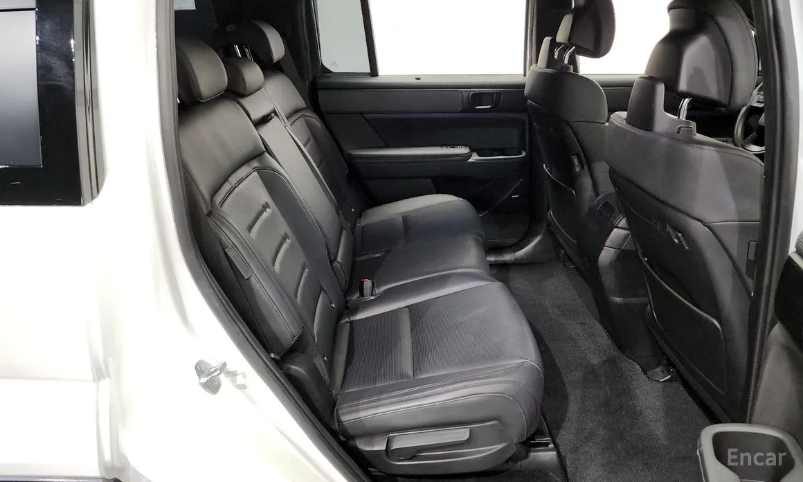 Фото 12 - Hyundai Santa Fe