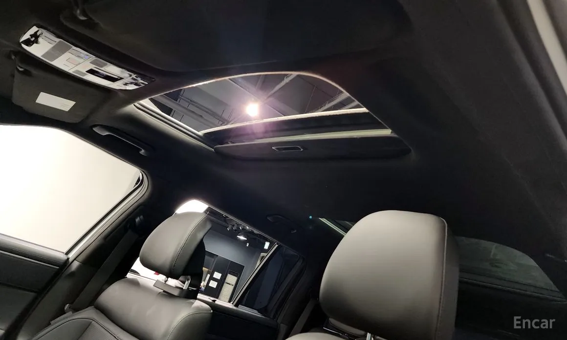 Фото 19 - Hyundai Santa Fe