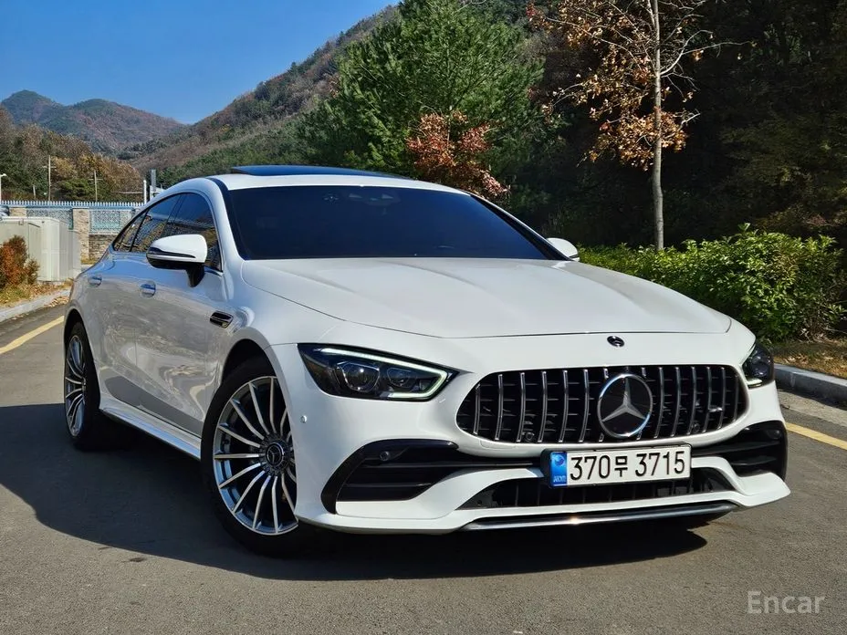 Фото 3 - Mercedes-Benz AMG GT