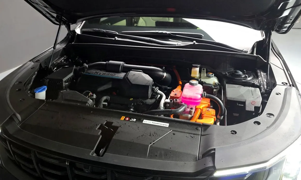 Фото 6 - Kia Sorento