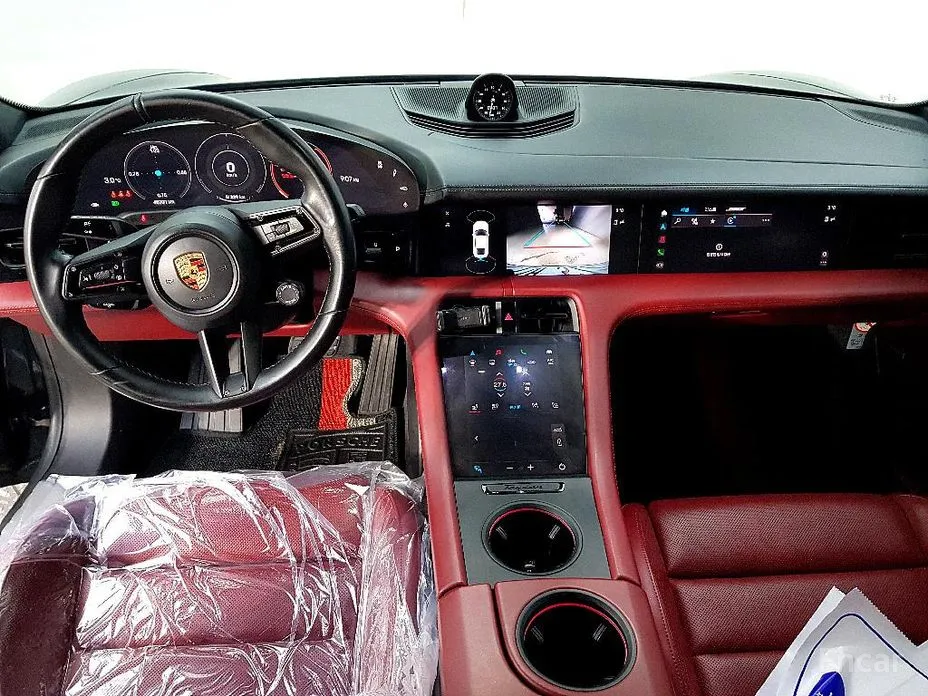 Фото 5 - Porsche Taycan