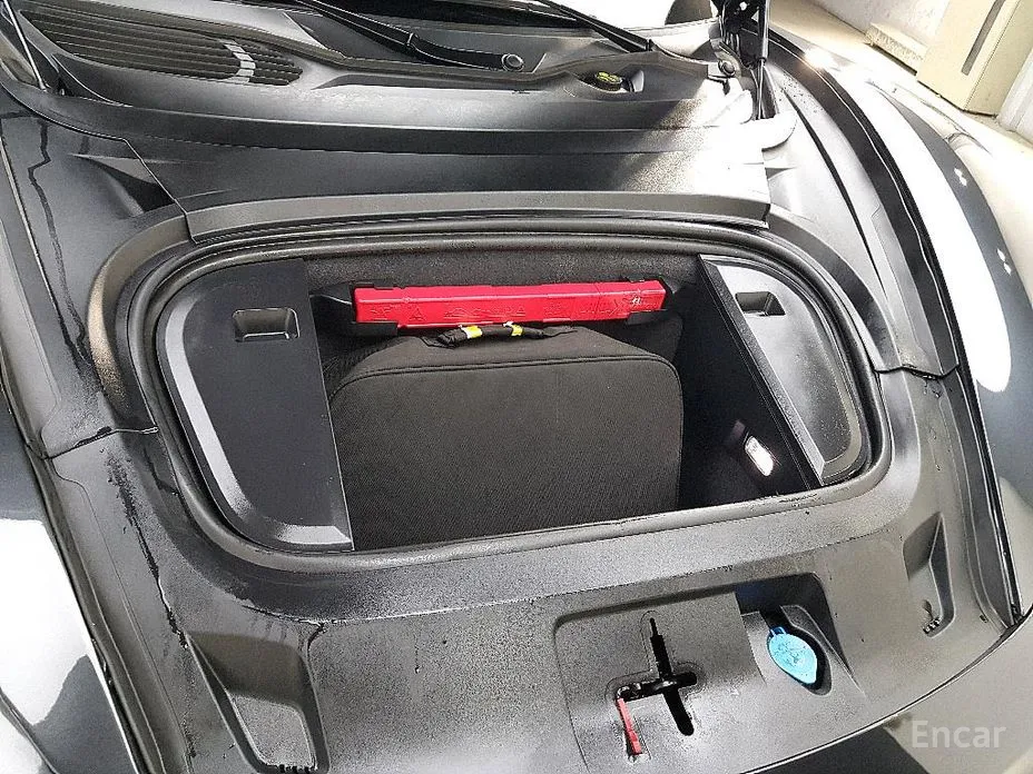 Фото 6 - Porsche Taycan