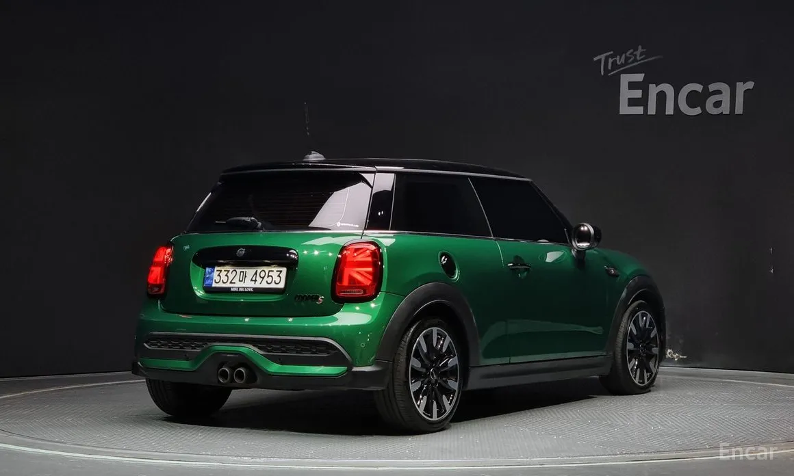 Фото 2 - Mini Cooper