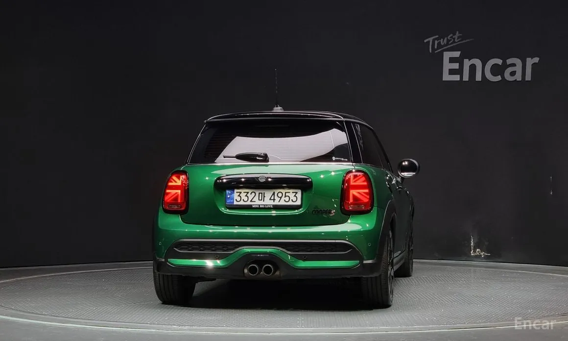 Фото 4 - Mini Cooper