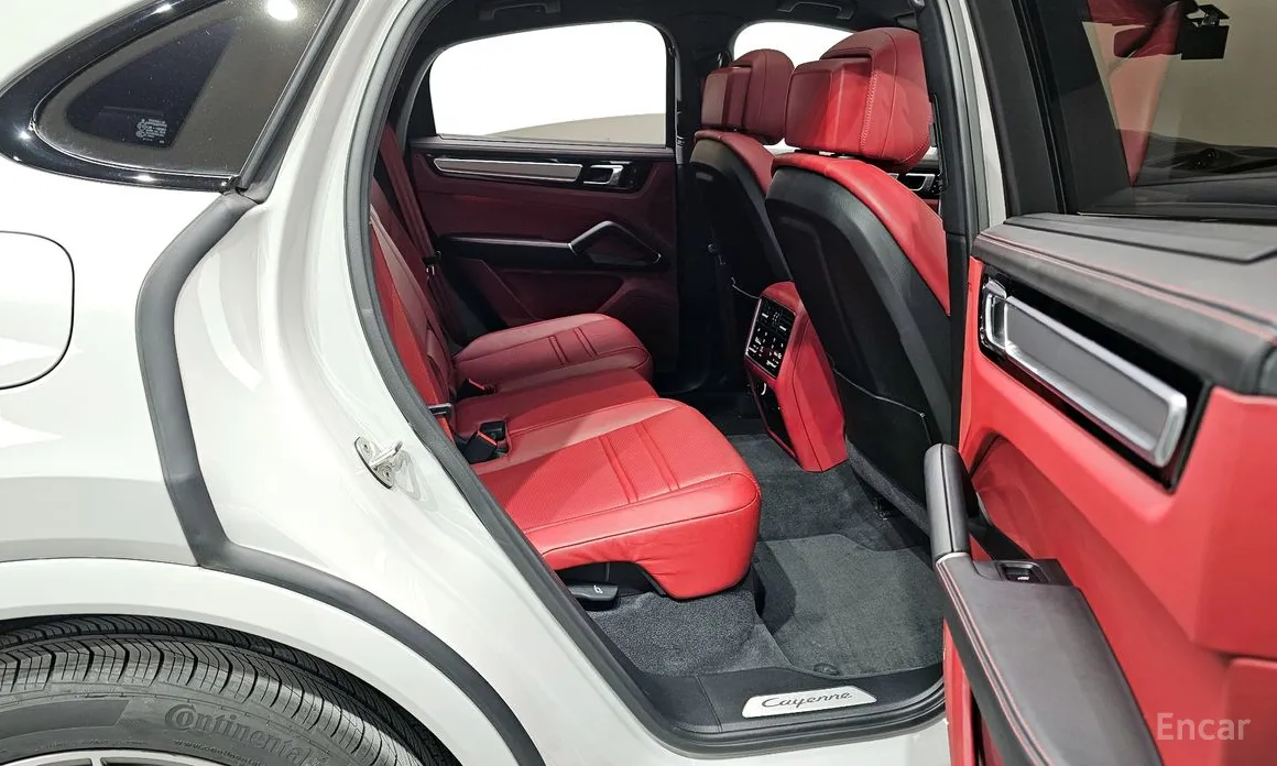 Фото 12 - Porsche Cayenne