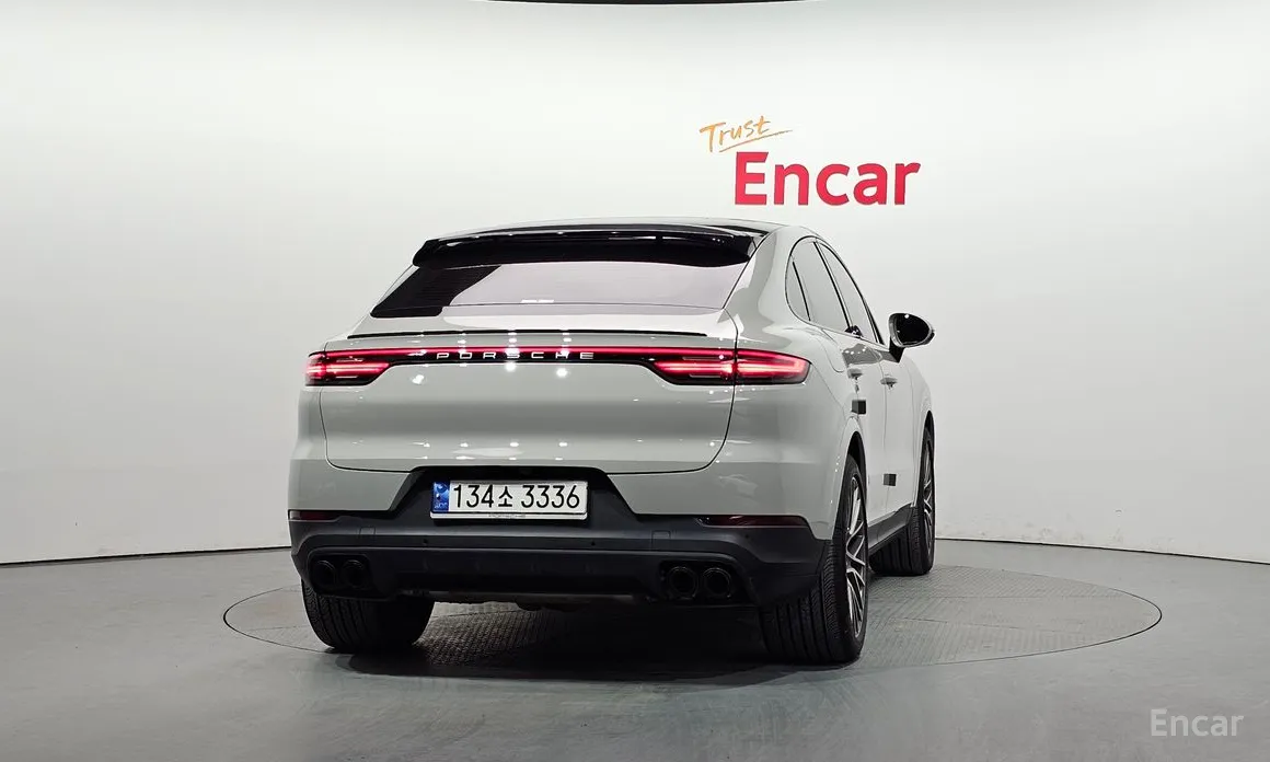 Фото 4 - Porsche Cayenne