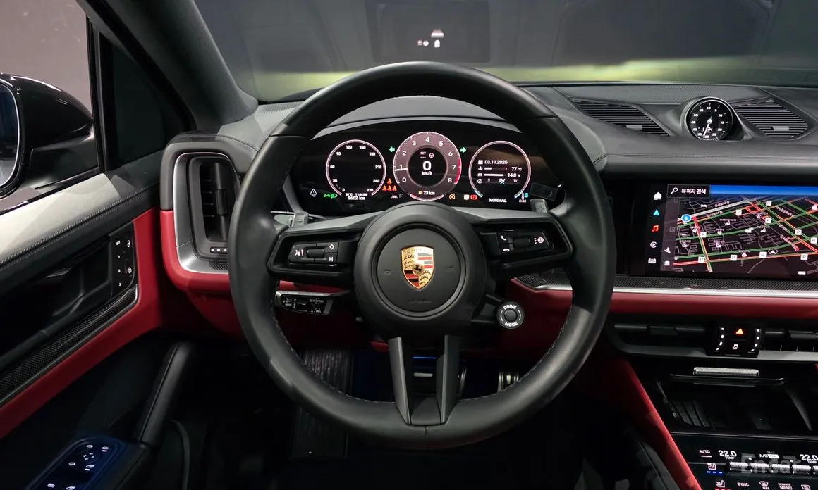 Фото 13 - Porsche Cayenne