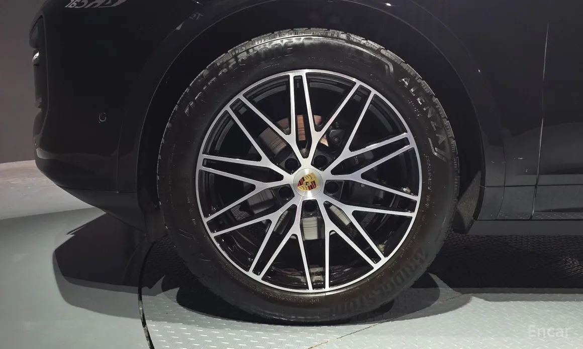 Фото 5 - Porsche Cayenne