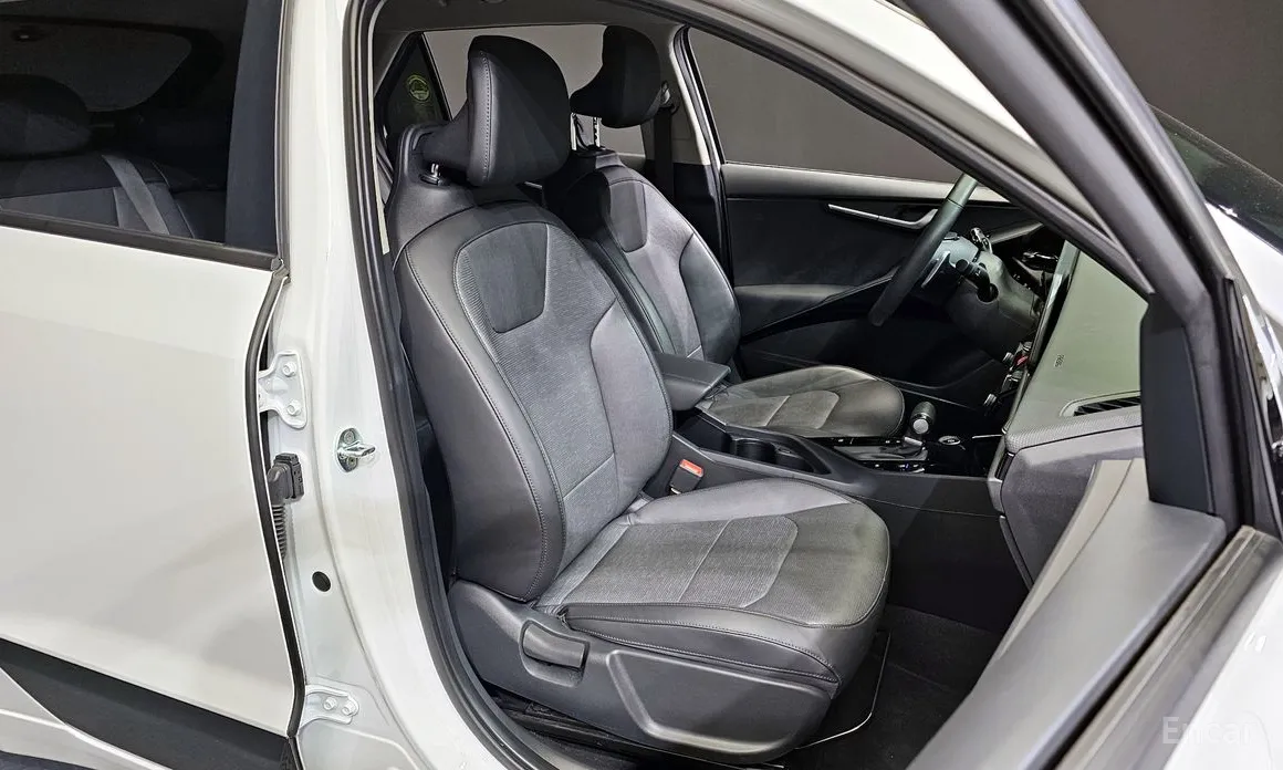 Фото 12 - Kia Niro