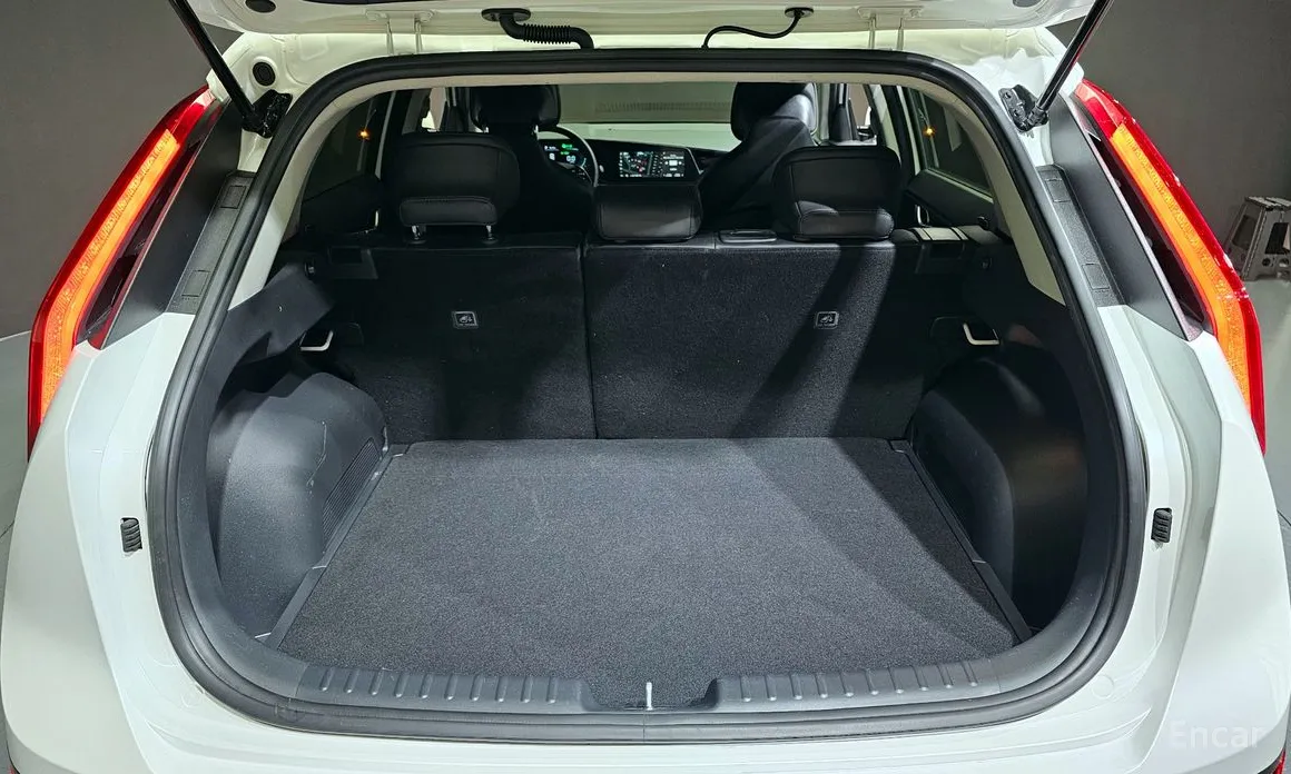 Фото 20 - Kia Niro