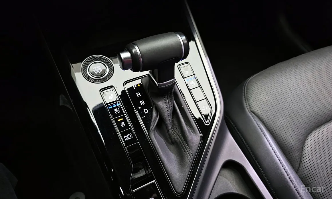 Фото 9 - Kia Niro