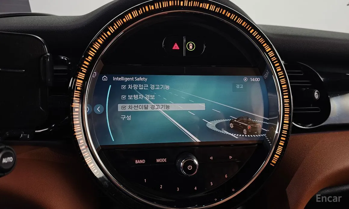 Фото 16 - Mini Cooper Convertible