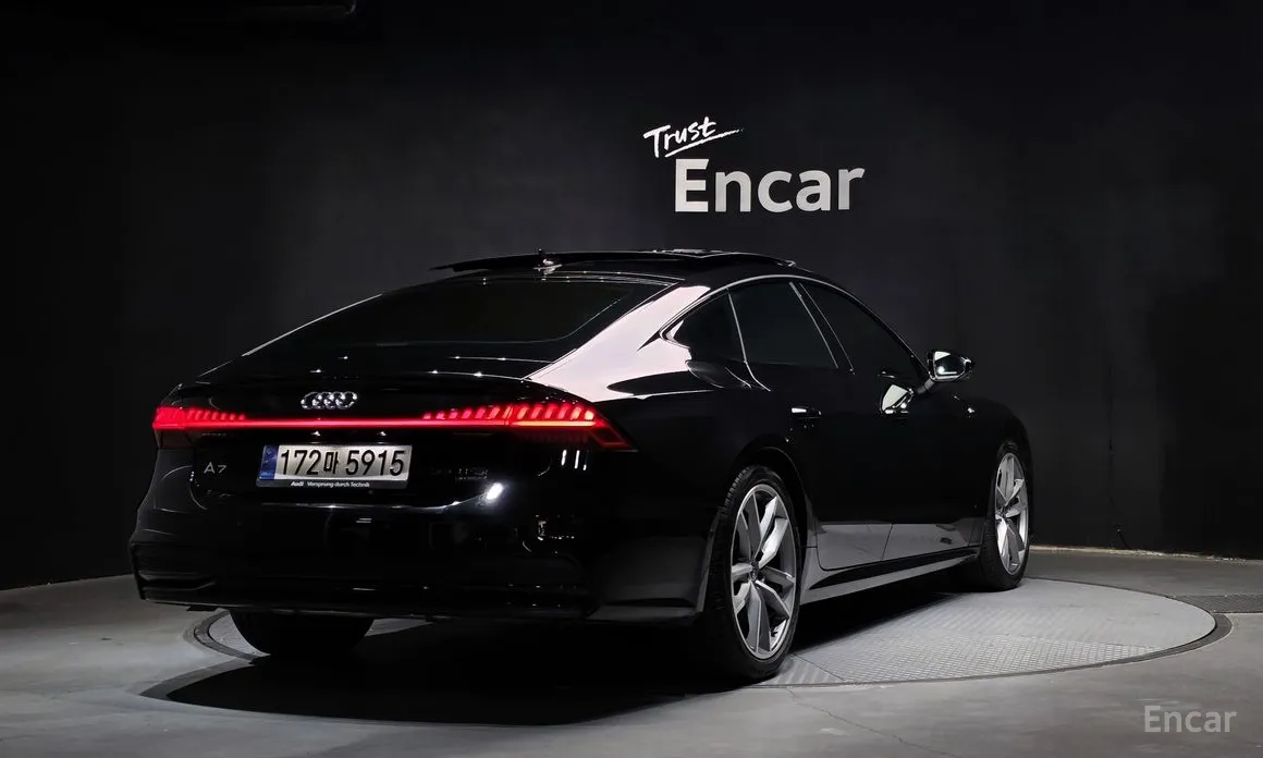 Фото 2 - Audi A7