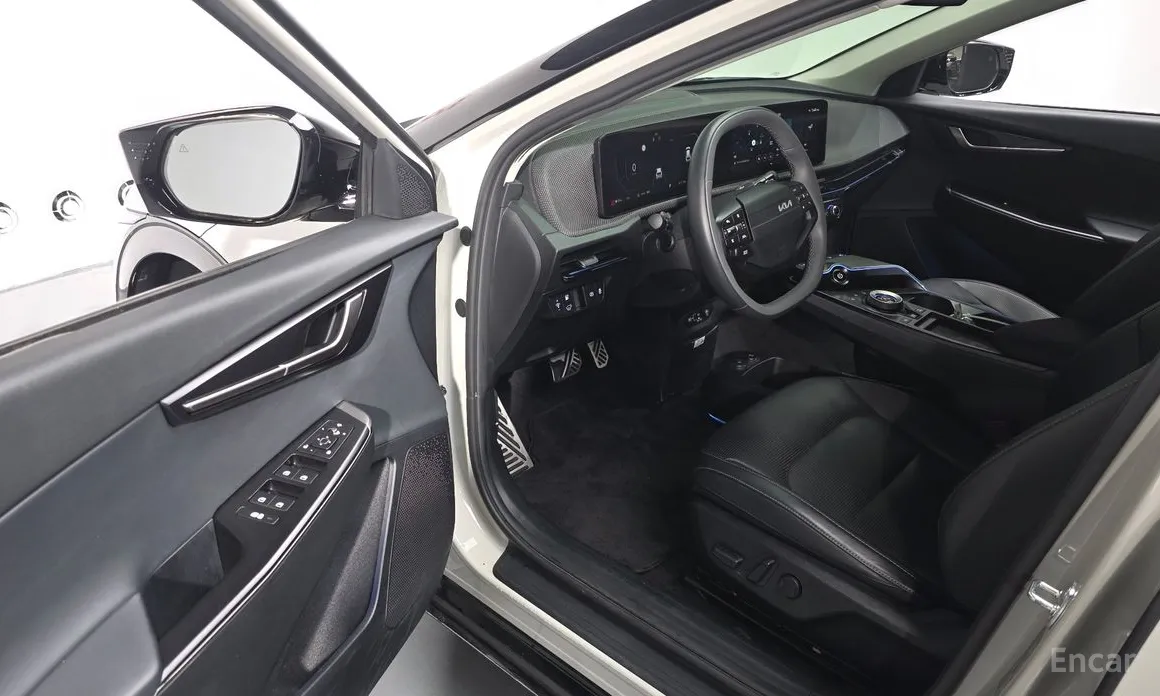 Фото 11 - Kia EV6