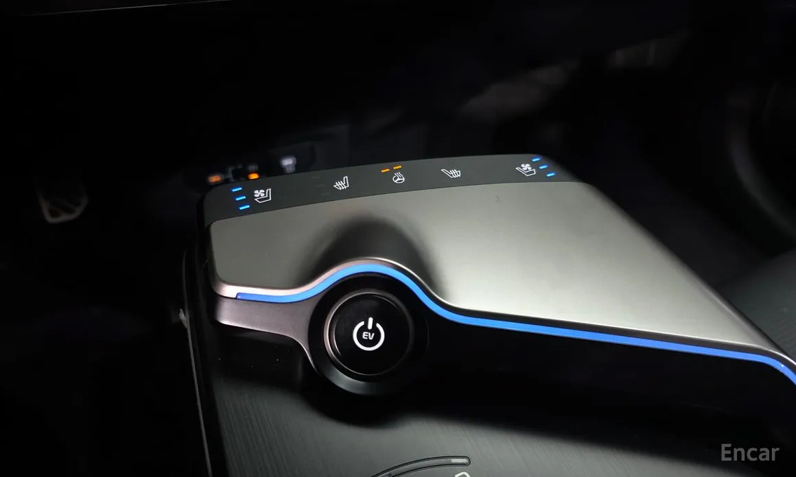 Фото 16 - Kia EV6