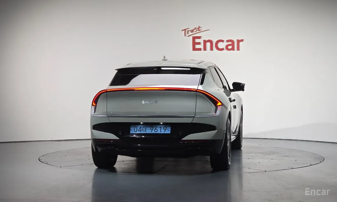 Фото 4 - Kia EV6