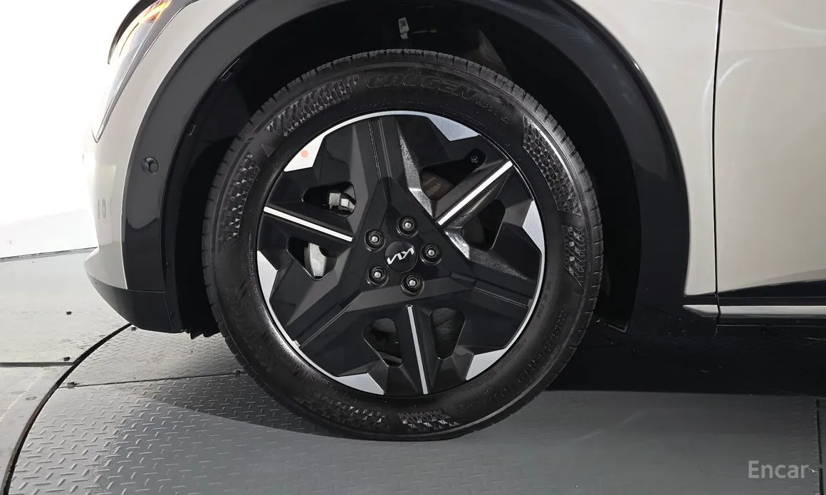 Фото 5 - Kia EV6