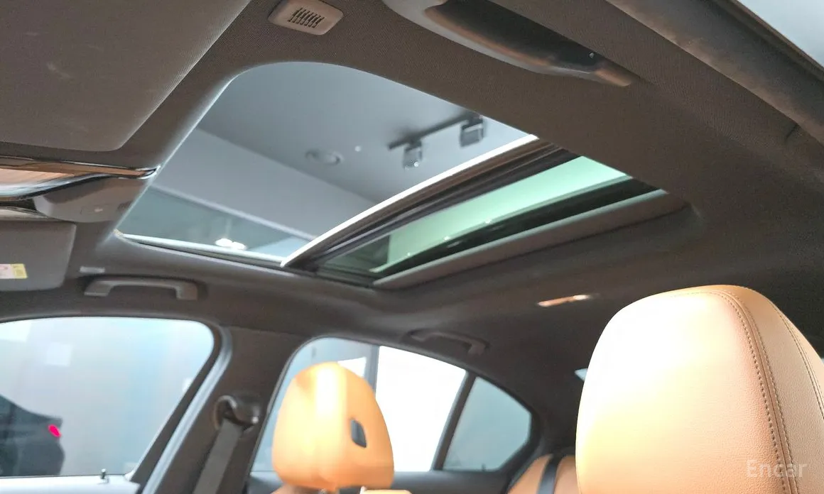 Фото 19 - BMW 3 Series